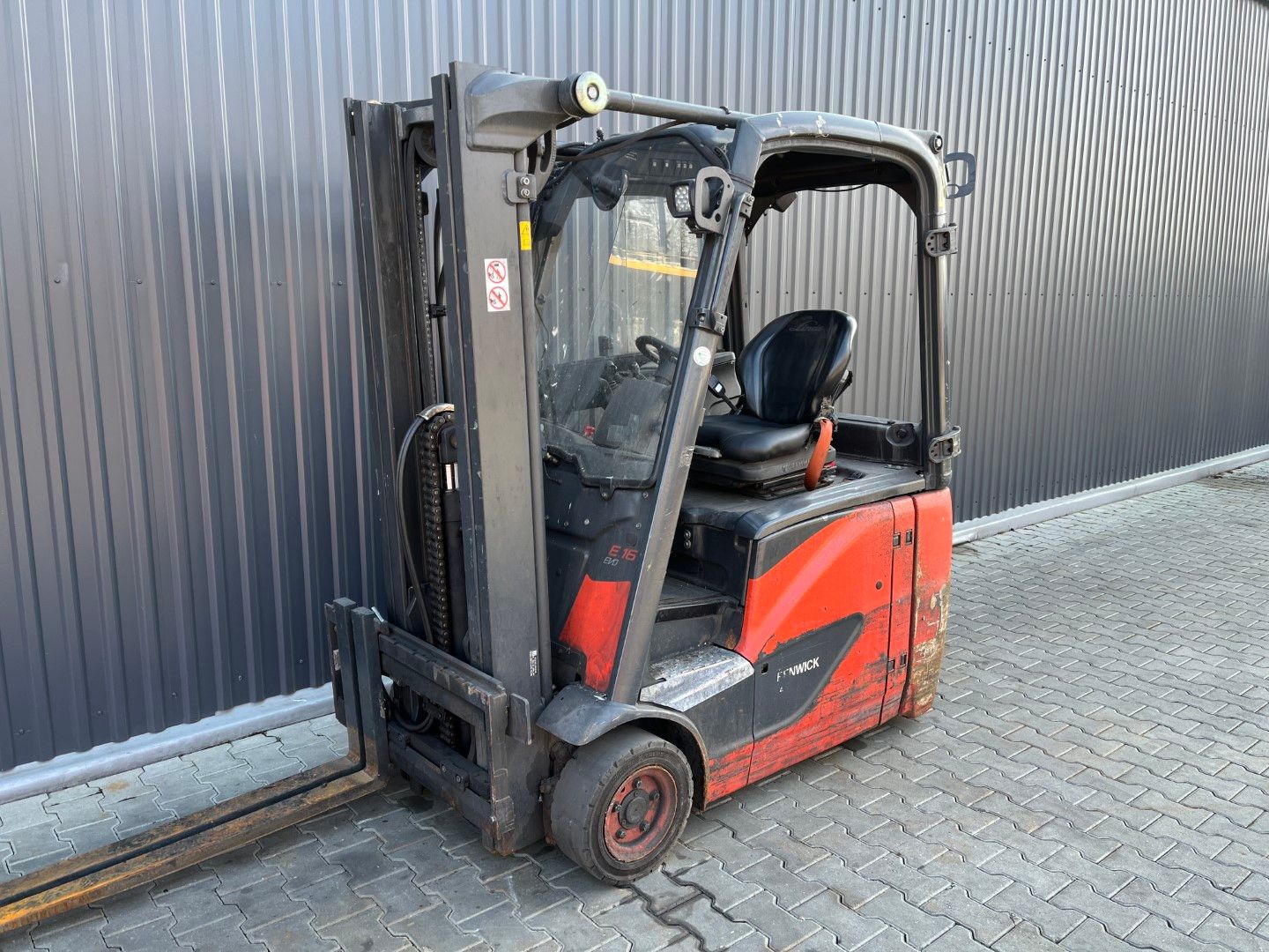 Linde E16H-02