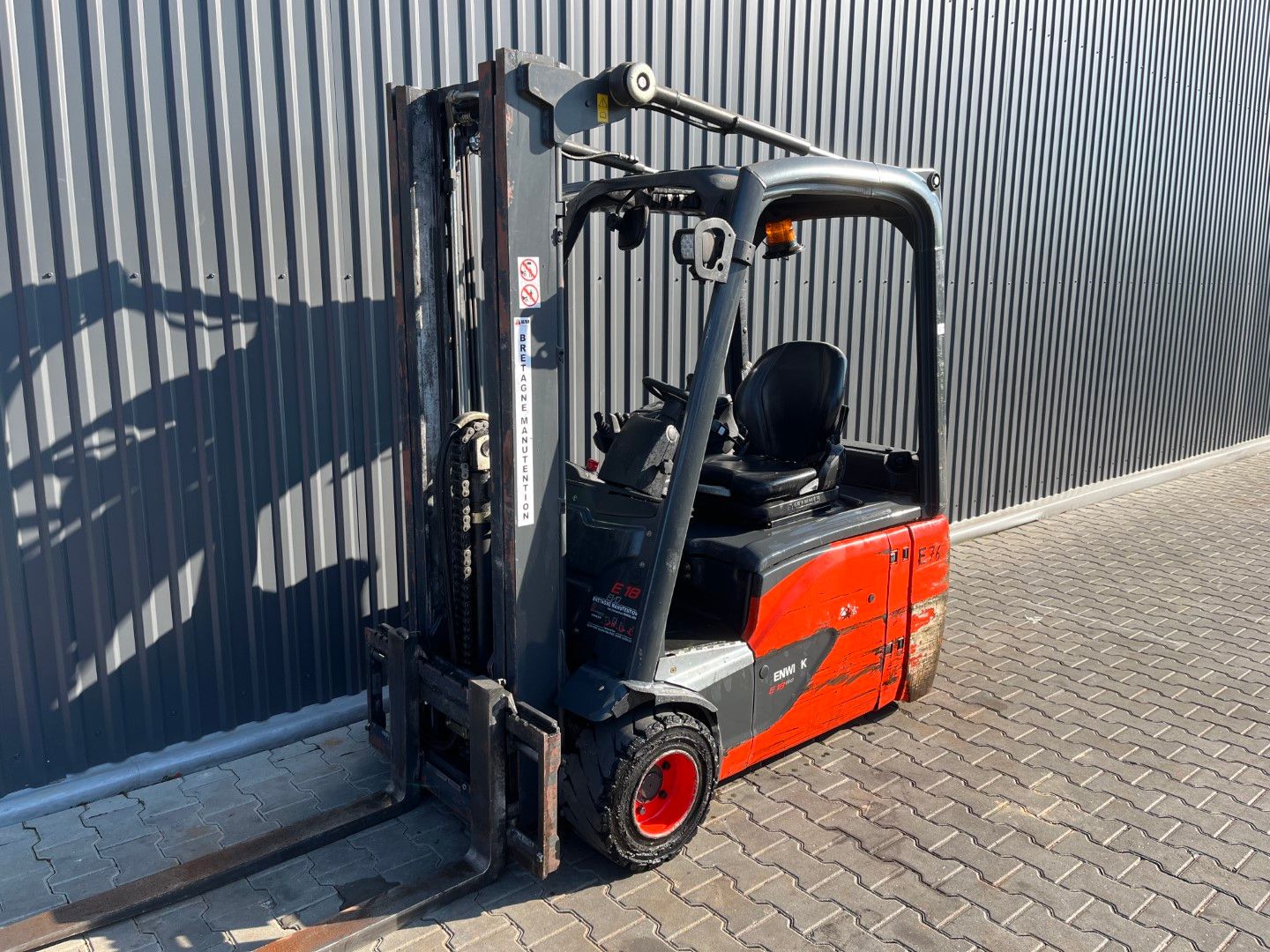 Linde E18-02
