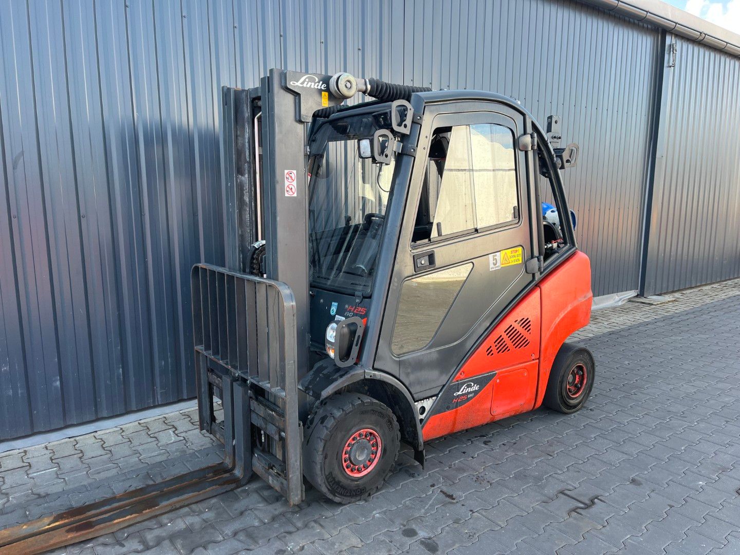 Linde H25T-02