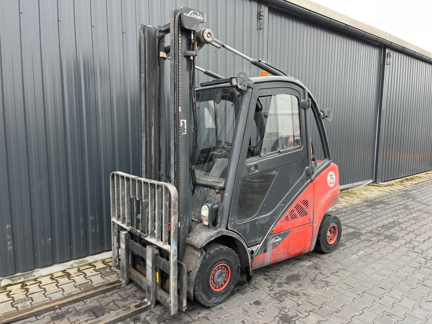 Linde H25T-02