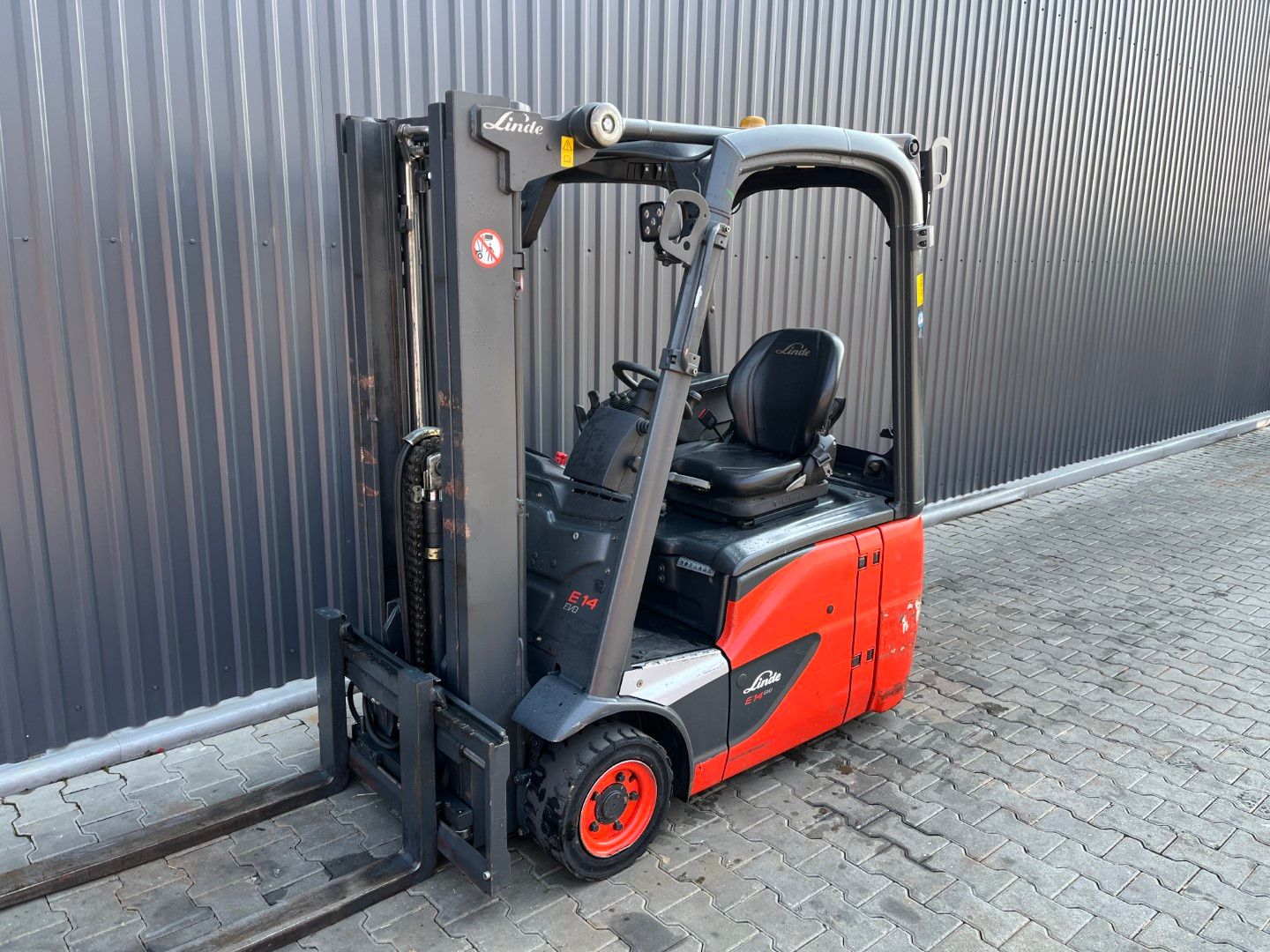 Linde E14-01