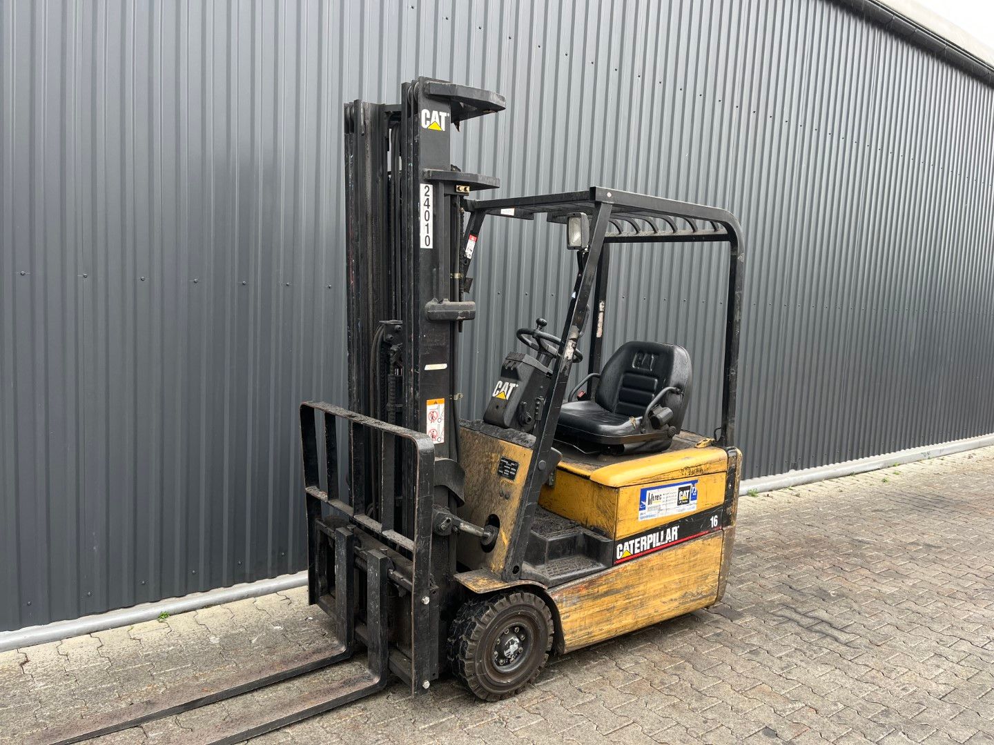 Caterpillar EP16KT