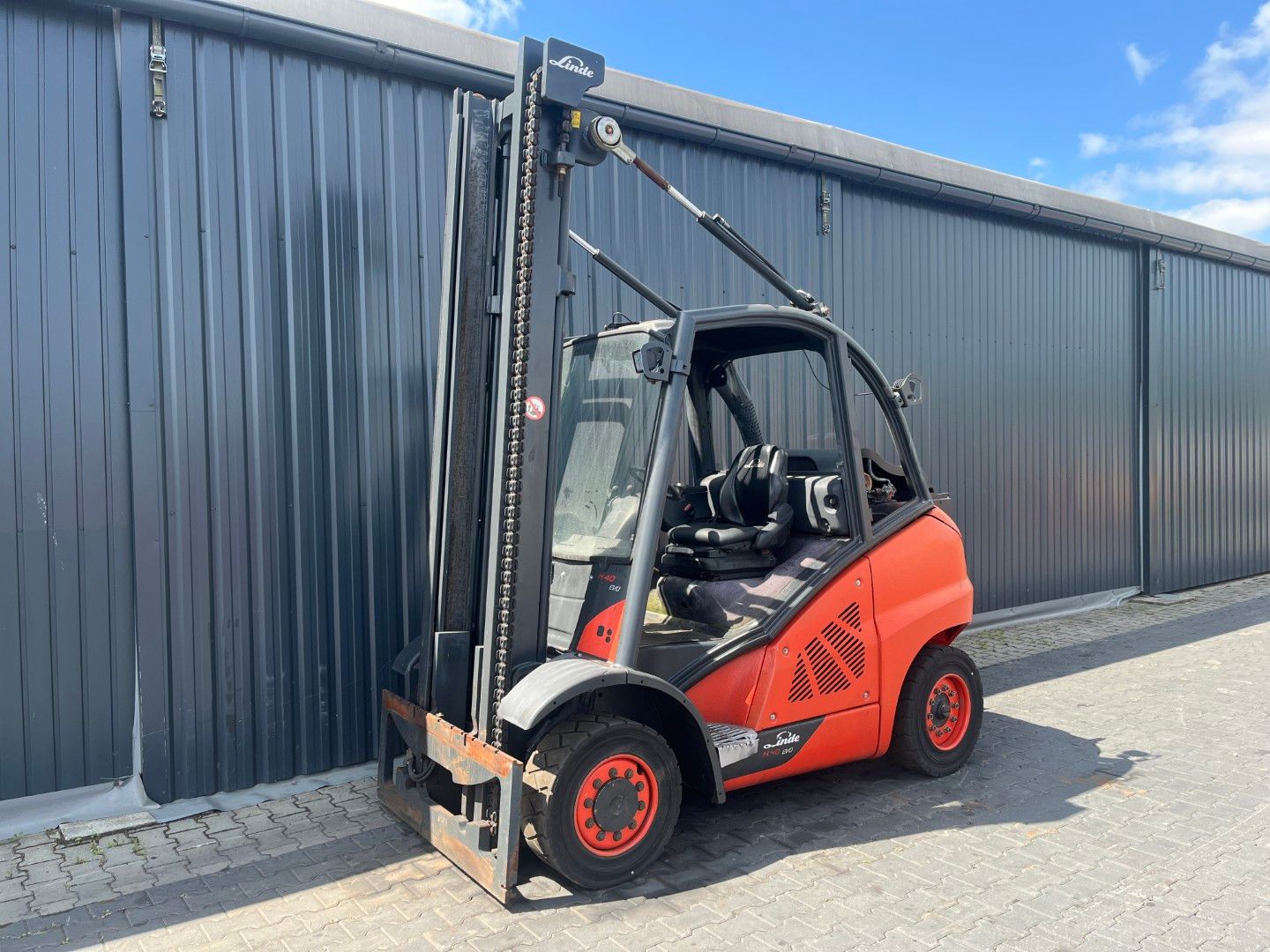 Linde H40T-02