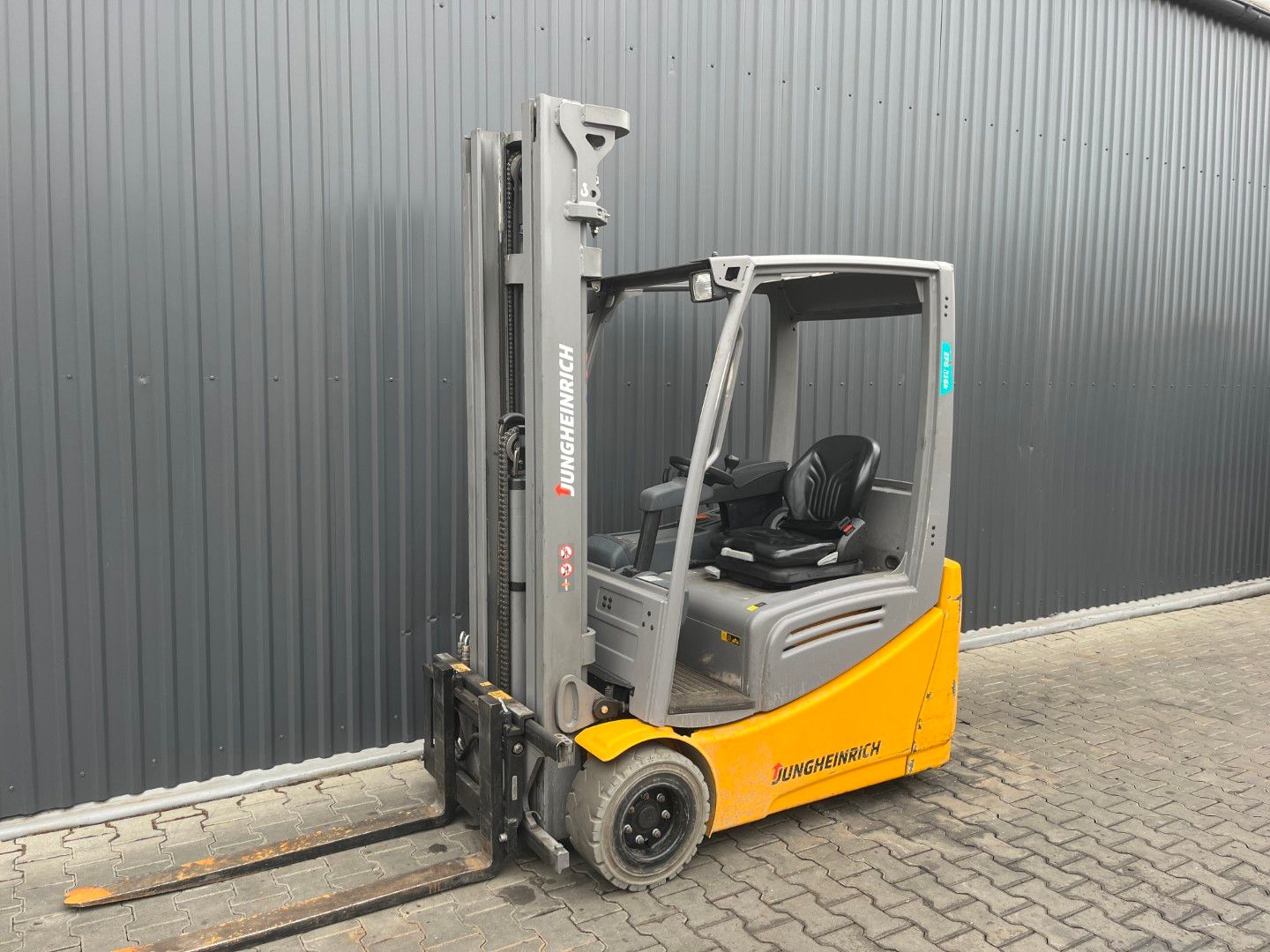 Jungheinrich EFG216k