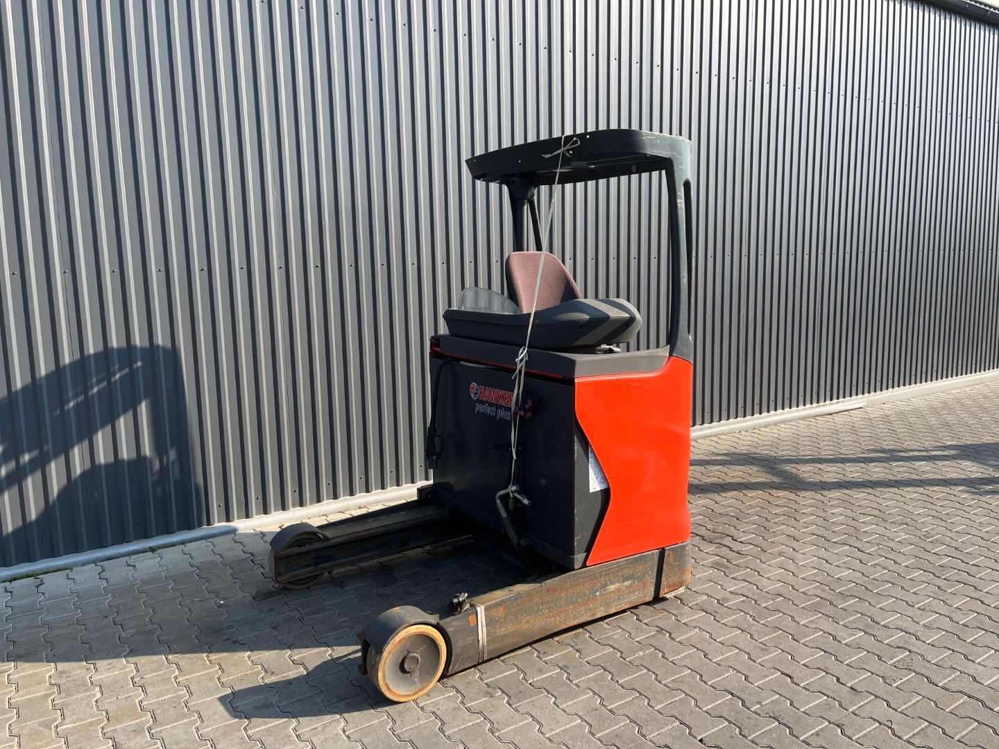 Linde R14-01