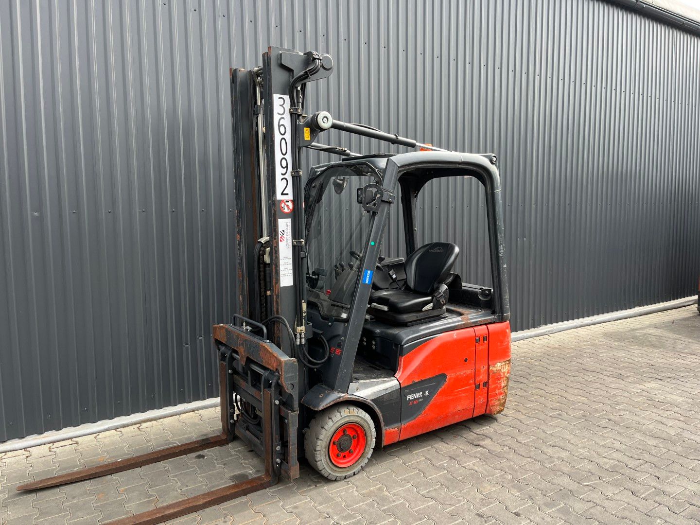 Linde E16-02