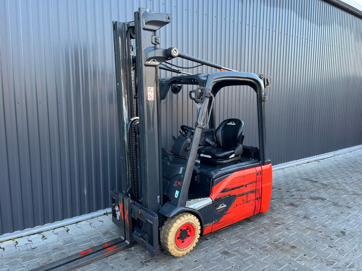 Linde E16L-02