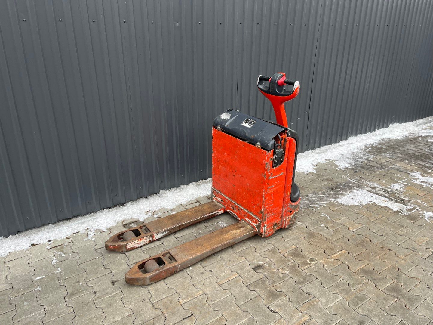 Linde T16 