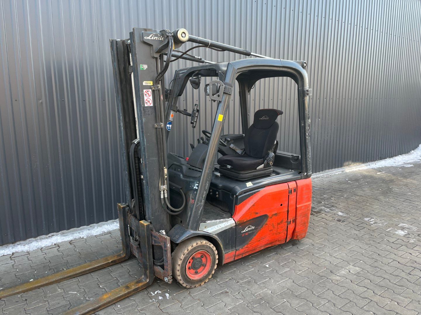 Linde E16-02