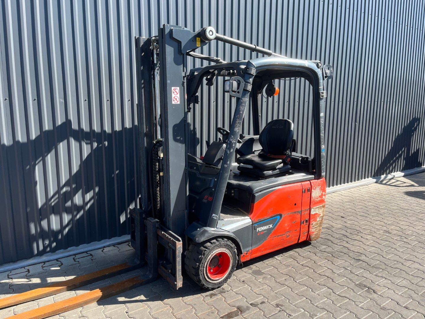 Linde E18-02