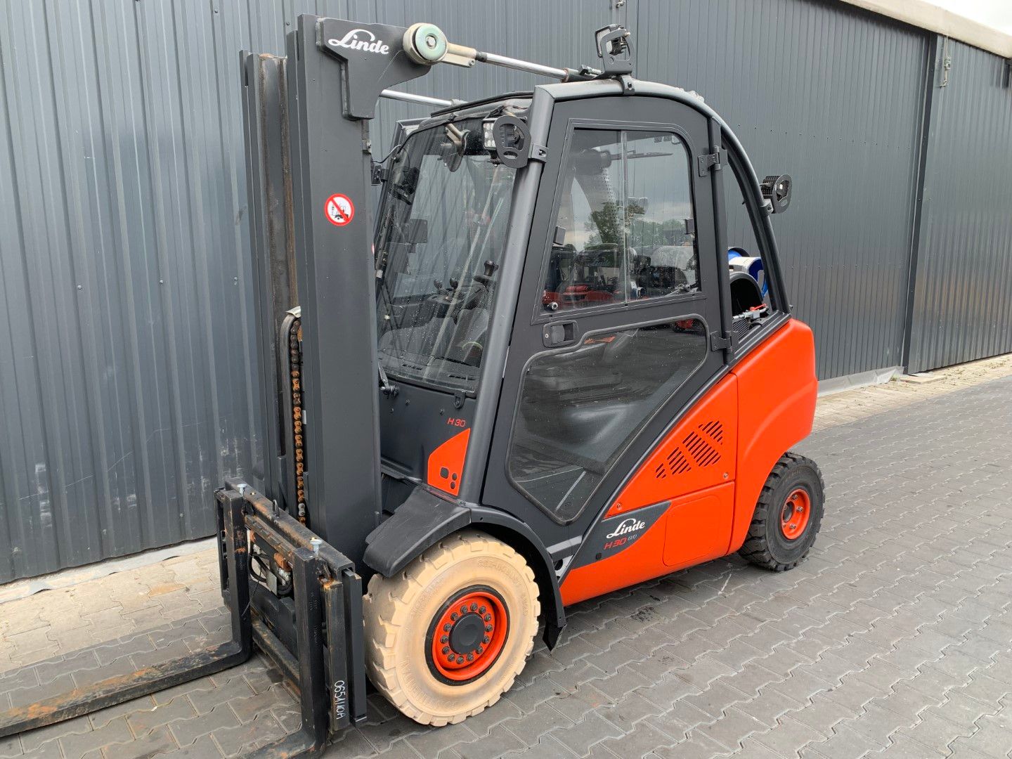 Linde H30T-02
