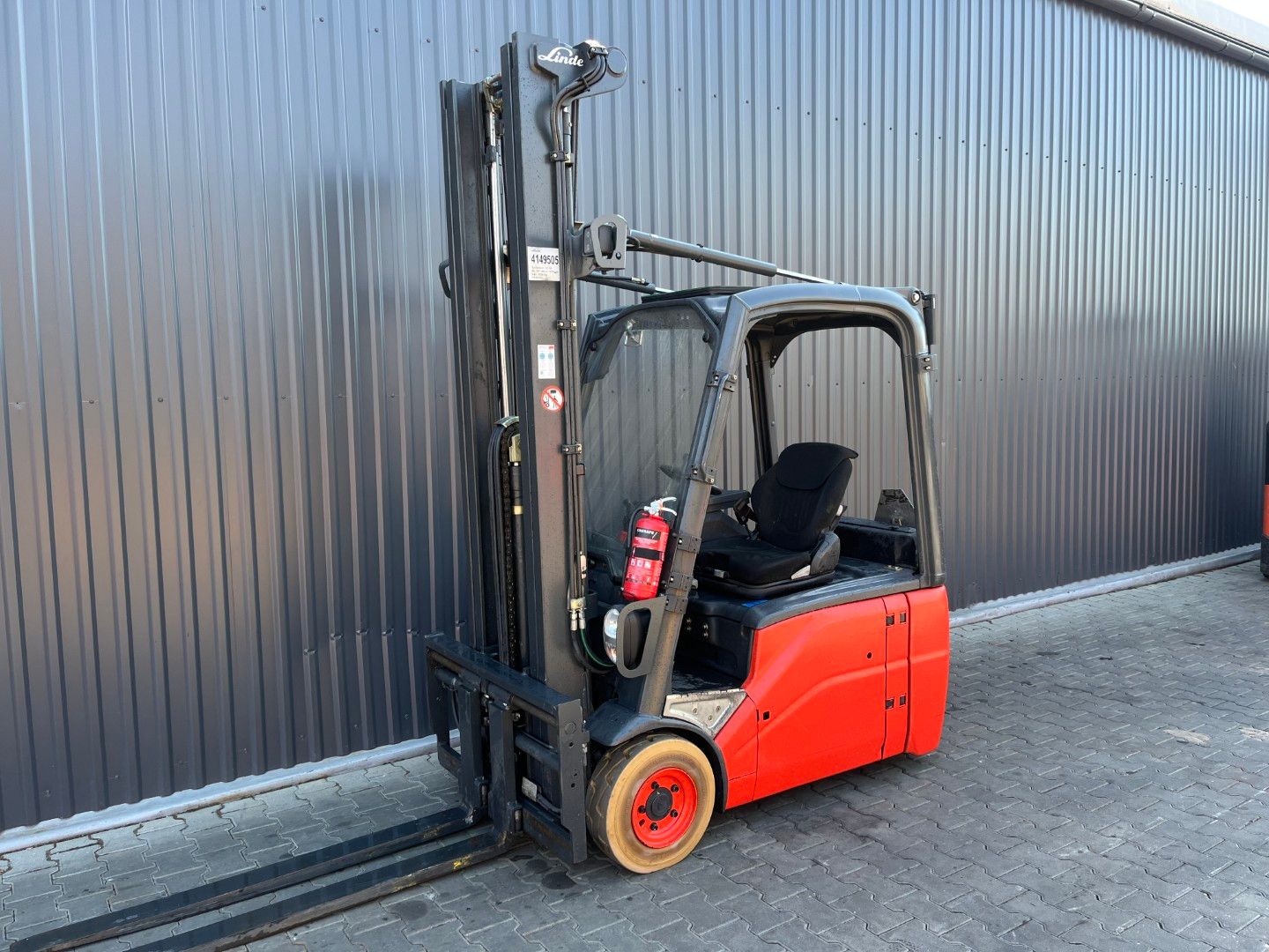Linde E16-02