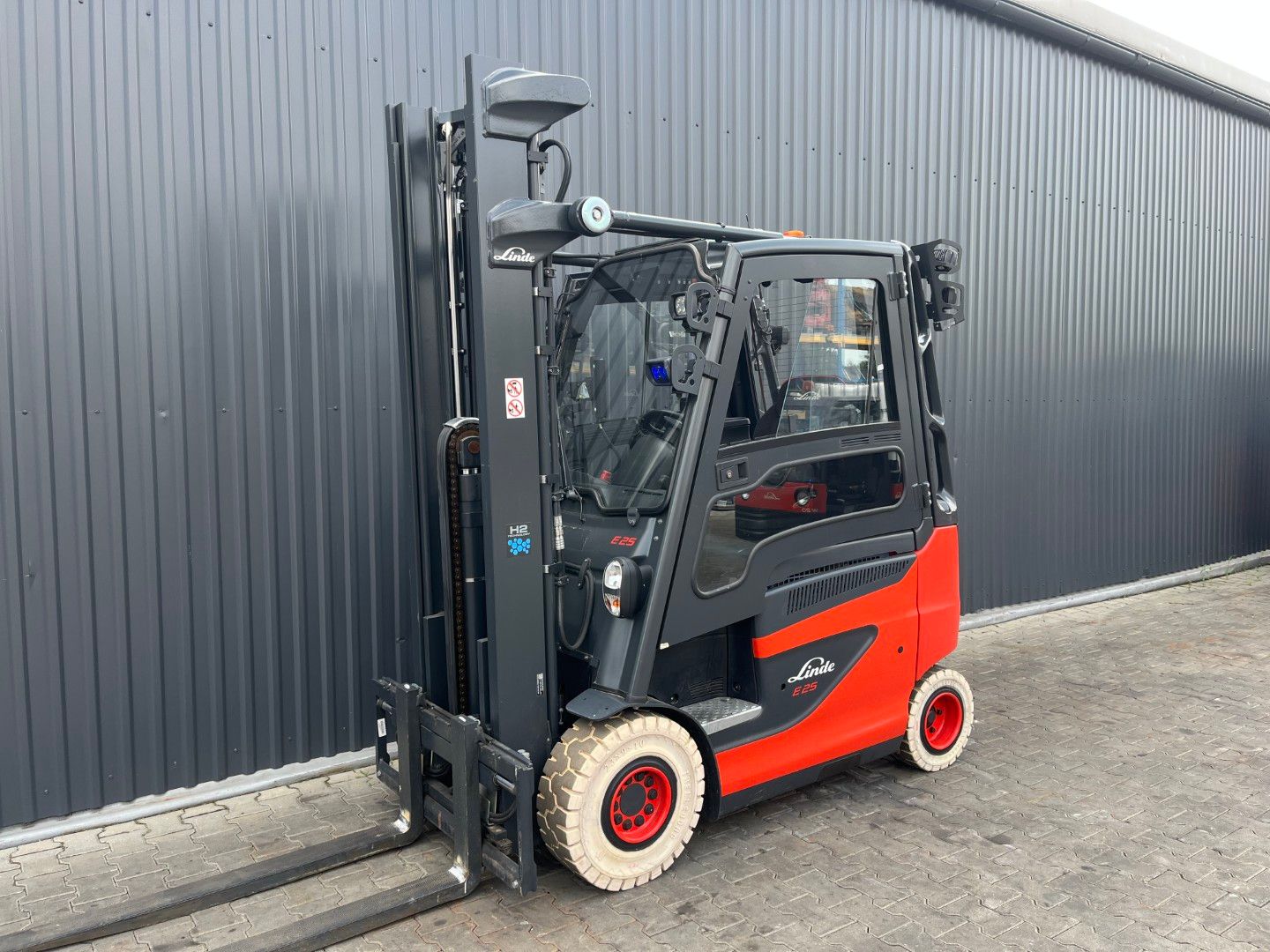 Linde E25H-01/600
