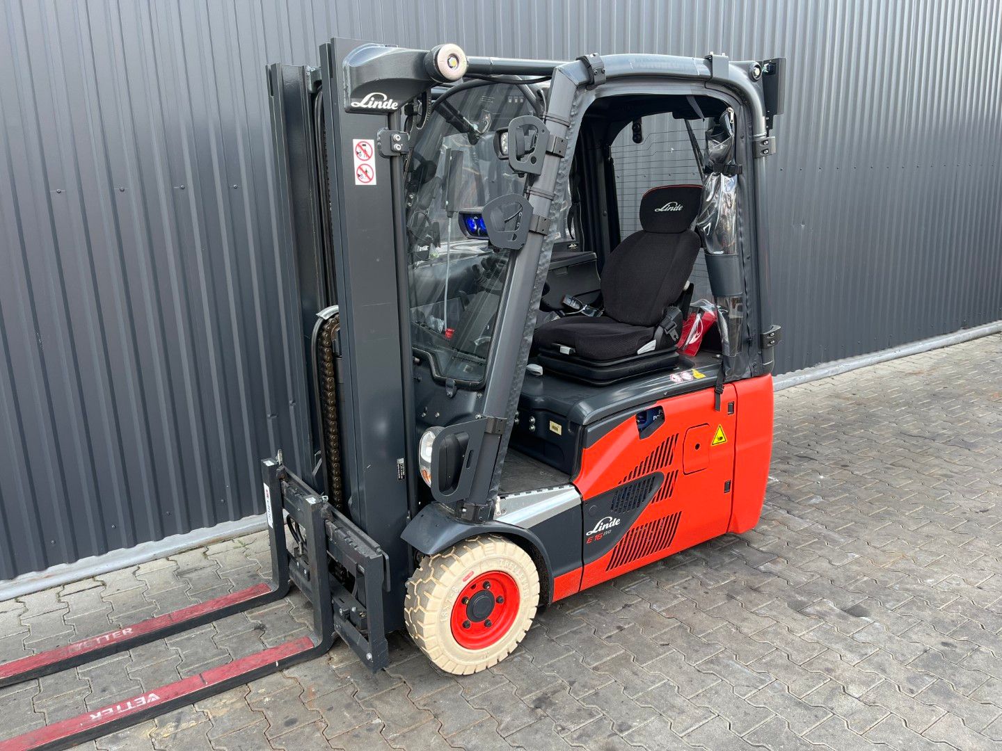 Linde E16-02