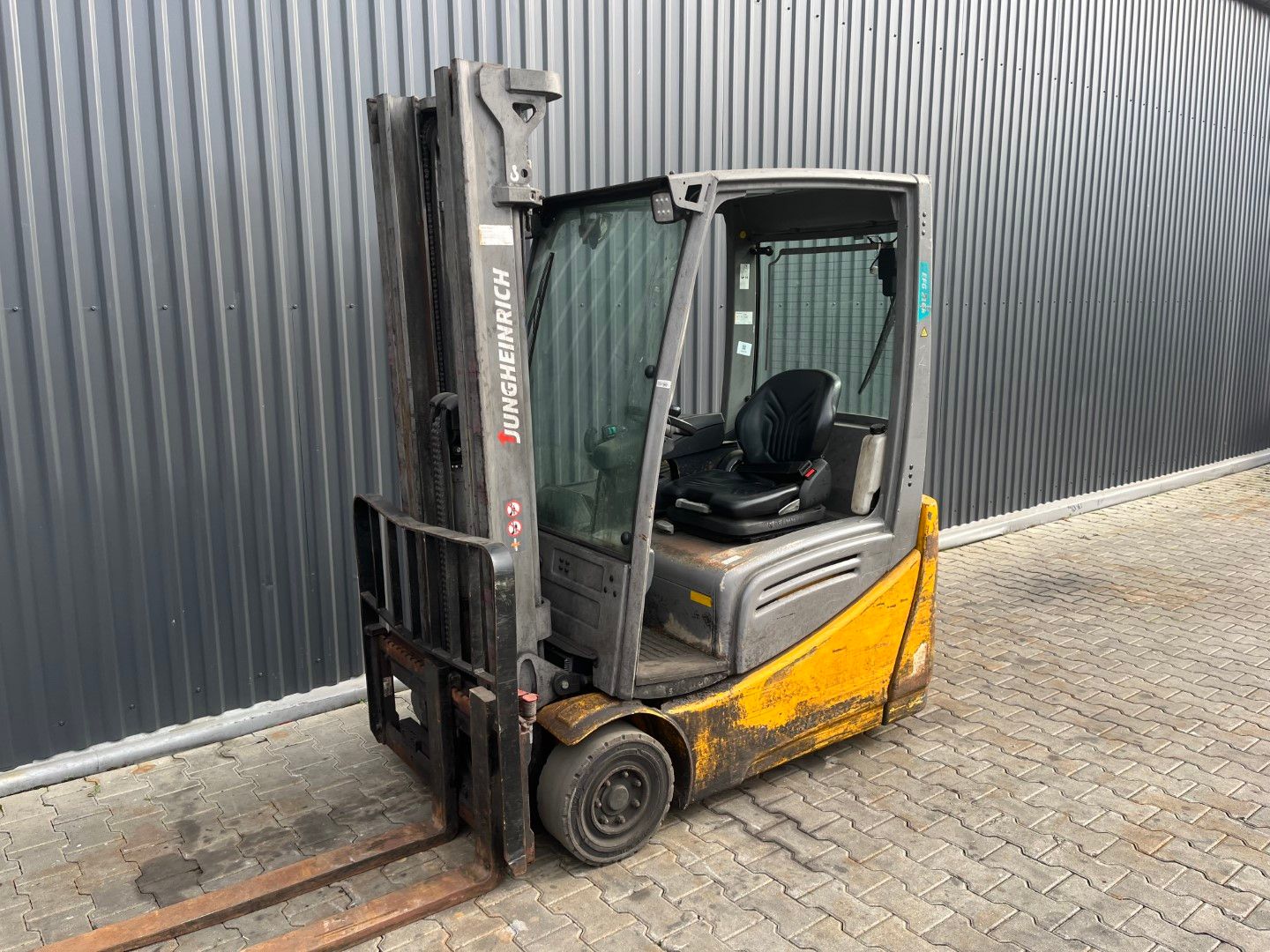 Jungheinrich EFG216k