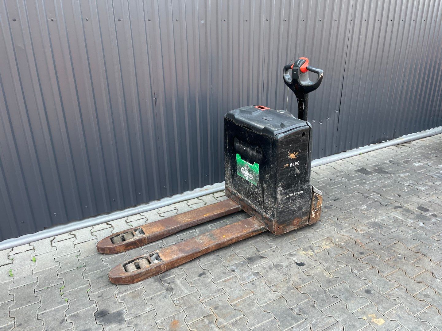 Linde T16