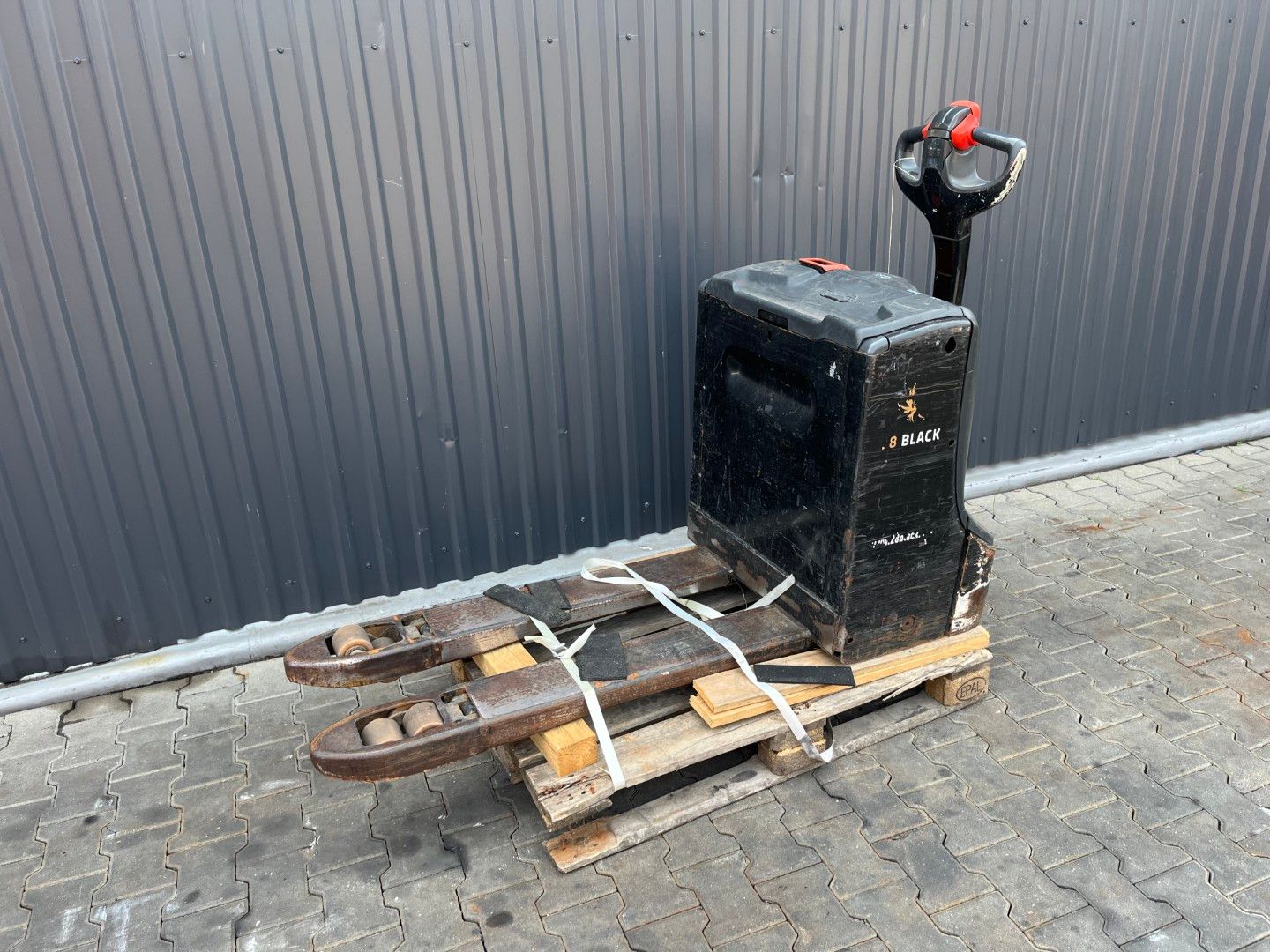 Linde T16