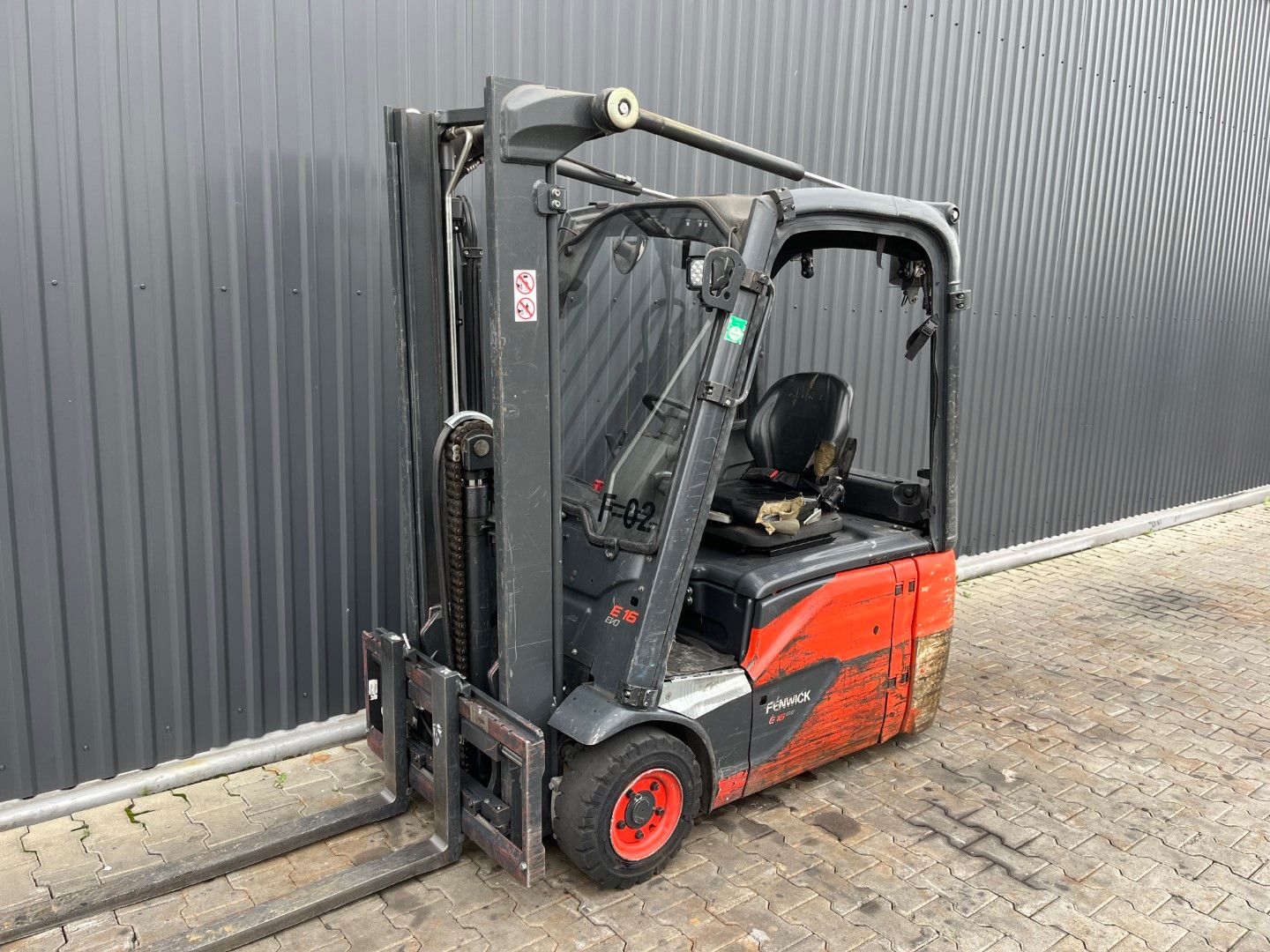 Linde E16-02